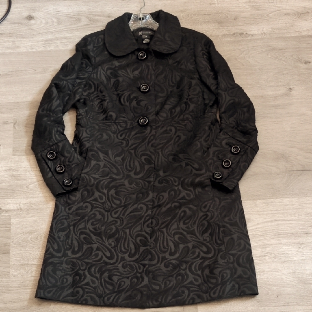 Chic Black Jacquard Trench, M